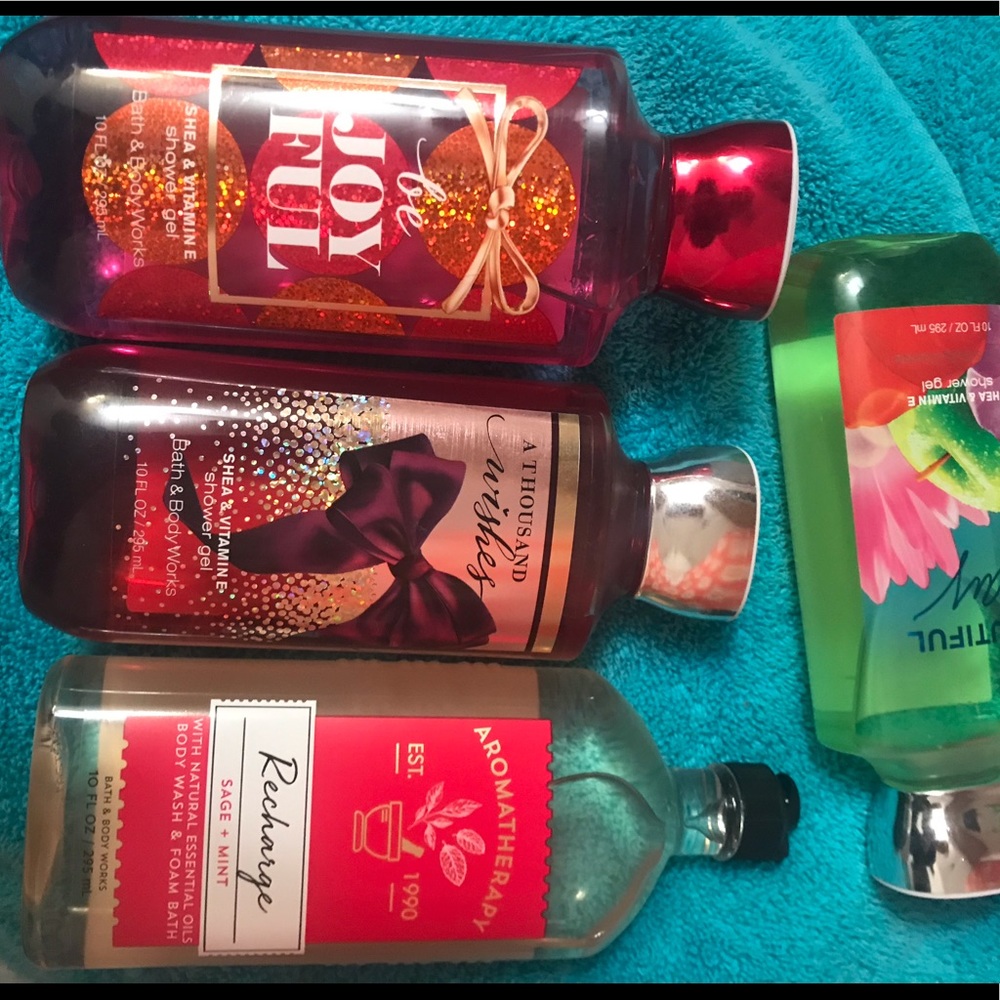 Bath and Body Works Bodywash NEVER USED OR OPENED!